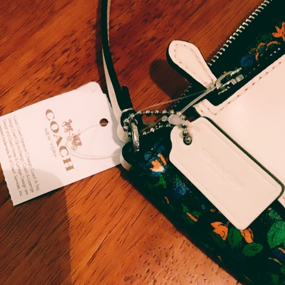 Coach Leila posey pop out pouch - Picture 6 of 8